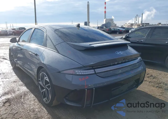 KMHM34AC2PA029296: 43960418