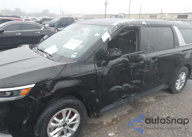 KNDNB4H33N6180553: 43960498