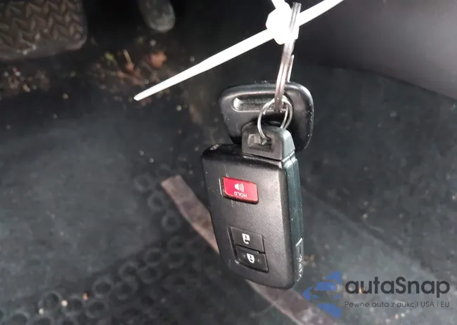 3TYCZ5AN4MT015280: 43960577