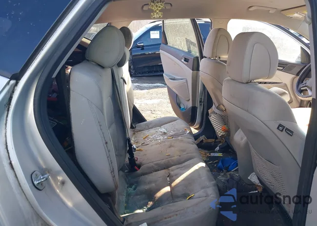 KM8J2CA43JU768207: 43960605