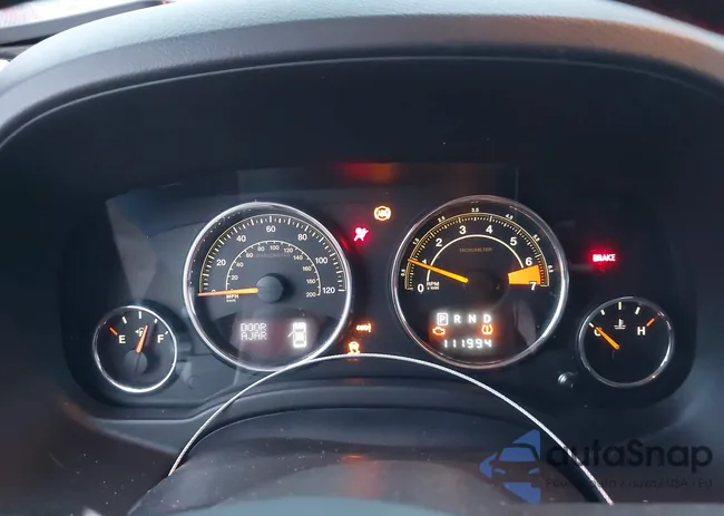 1C4NJRCB8ED728900: 43960630