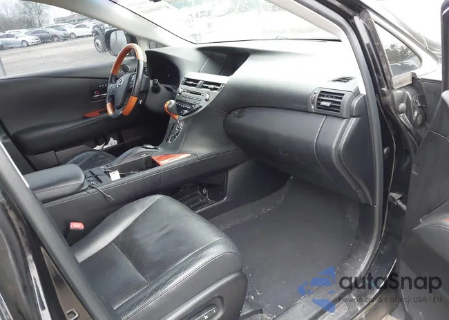 2T2BK1BA6BC104611: 43960643