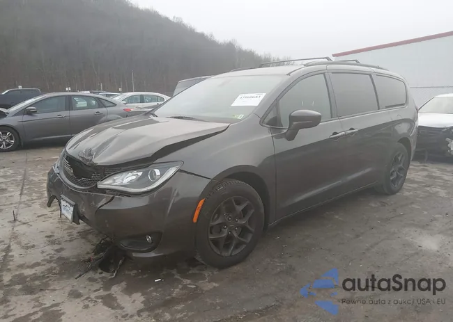 2C4RC1BG3JR306406: 43960683