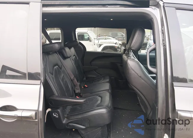 2C4RC1BG3JR306406: 43960683