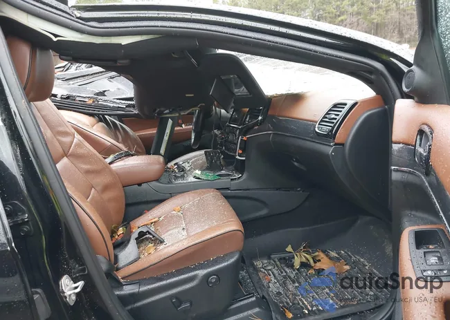 1C4RJFCT0LC298923: 43960697