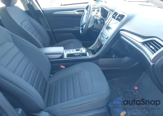 3FA6P0HD9KR245000: 43961751