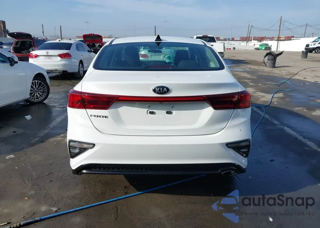 3KPF24ADXME406653: 43961753