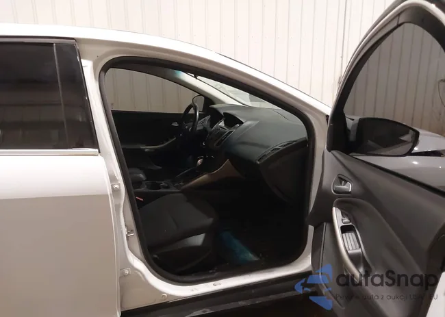 1FAHP3H29CL376064: 43961768