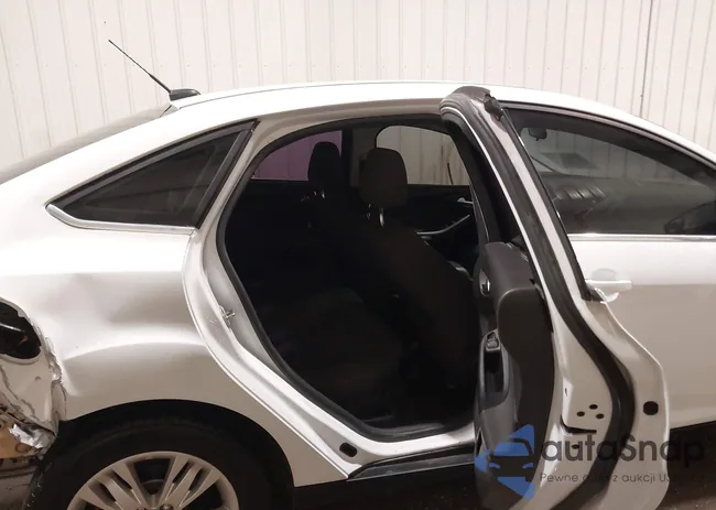 1FAHP3H29CL376064: 43961768