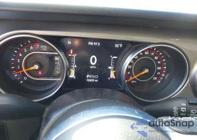 1C4HJXEN4LW231188: 43961795