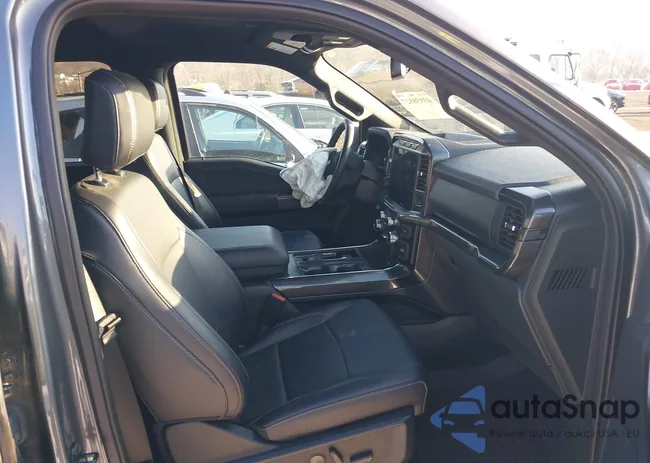 1FTFW1E88PFD25001: 43961838