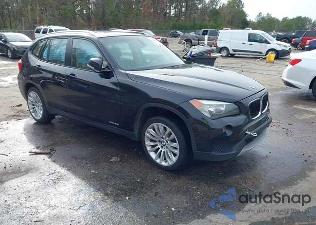 WBAVM1C58DVW44813: 43961855