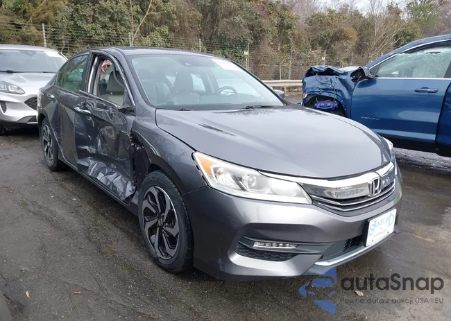 1HGCR2F91HA221702: 43962231