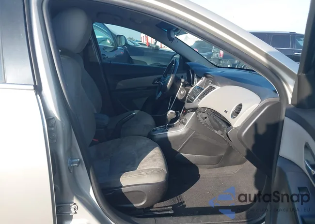 1G1PC5SB7E7121827: 43962267