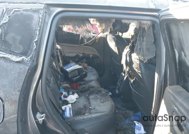 3C4NJDCN8RT592670: 43962286