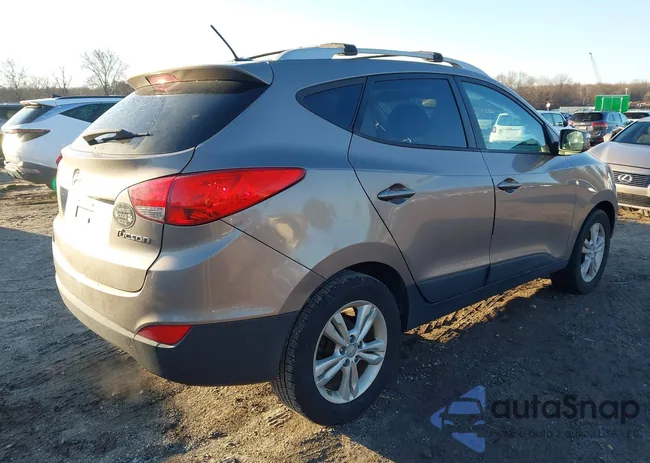 KM8JU3AC1CU353889: 43961513