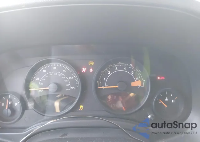 1C4NJPFB2ED691858: 43961614