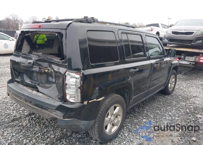 1C4NJPBA6GD583176: 43961704