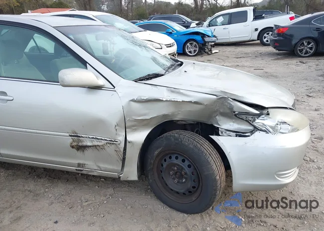 4T1BE32K74U813744: 43961736