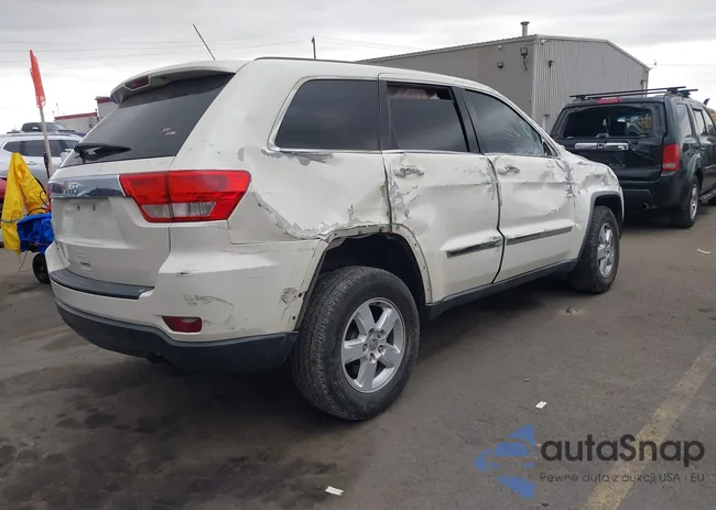 1C4RJFAG8CC214675: 43962742