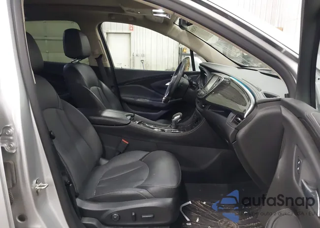 LRBFXDSA8HD117508: 43962805