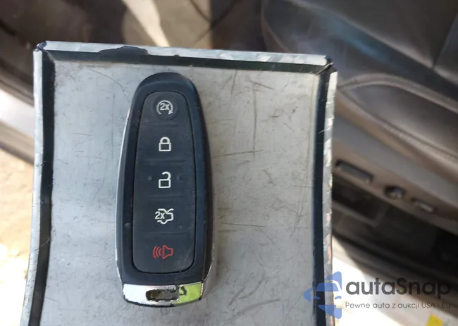 1FADP5CU2GL106022: 43962818