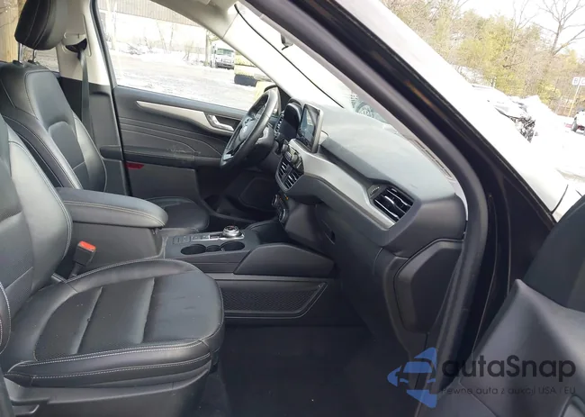 1FMCU9H64MUA22043: 43962857