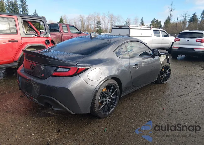 JF1ZNBE13S9752513: 43963109