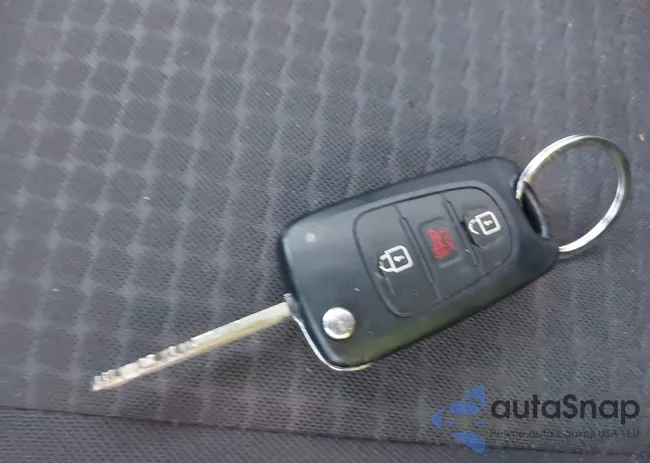 KNDJT2A52D7551237: 43963165