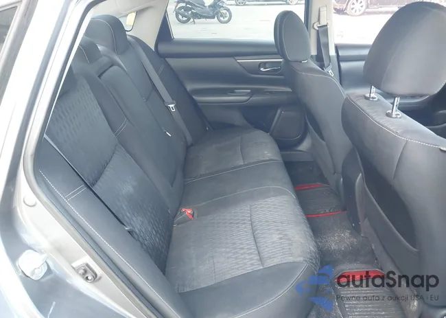 1N4AL3AP1JC213618: 43963174