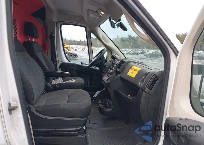 3C6TRVAG6LE130105: 43963178