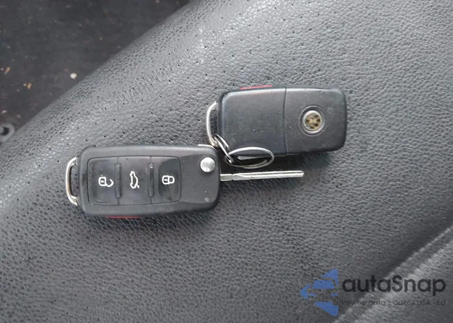 3VWLL7AJ6BM105983: 43963251