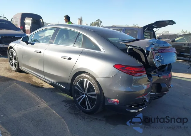 W1KEG2CB4PF034403: 43963301