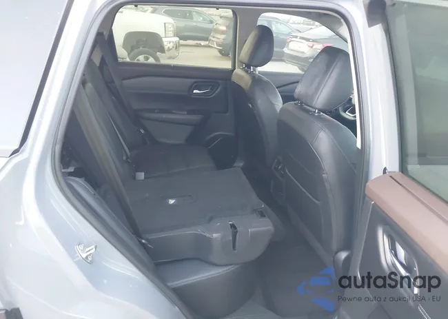 JN8BT3CA7PW003592: 43963310