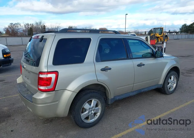 1FMCU9D70BKA08700: 43963334