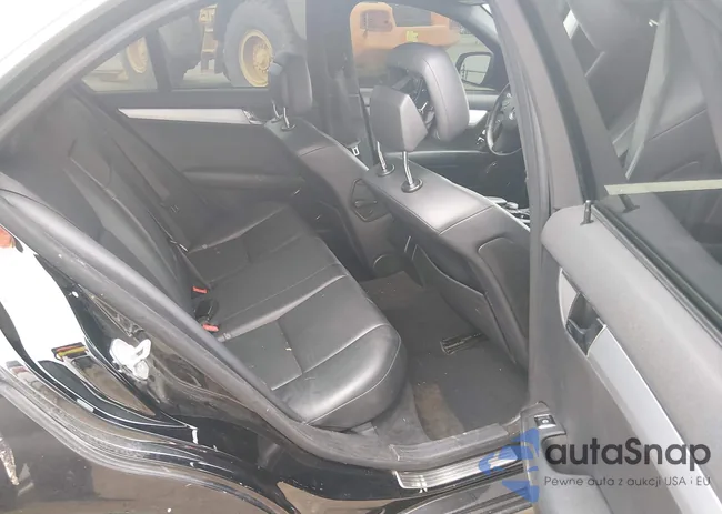 WDDGF81X88F187798: 43962409