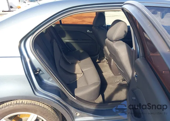 3FAHP0HA5BR301450: 43962700