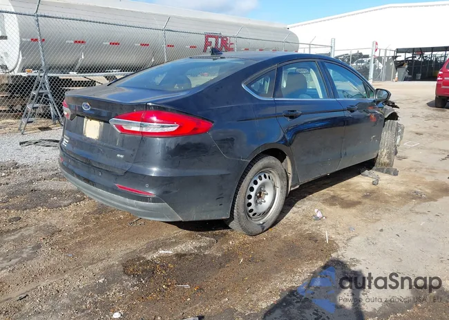 3FA6P0H75KR121946: 43963987