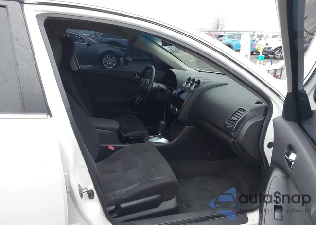 1N4AL2AP1CC200039: 43964084