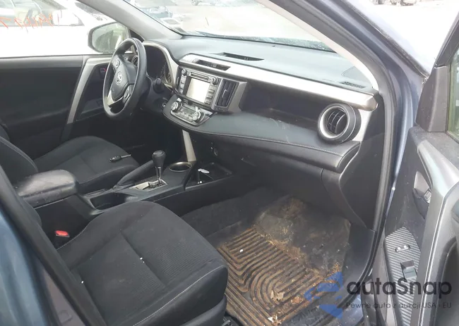 JTMRFREV4DD021429: 43964278