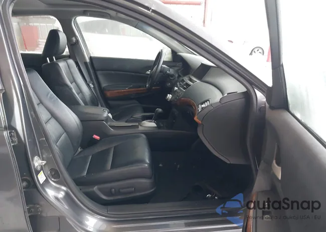 1HGCP2F8XBA008459: 43964310