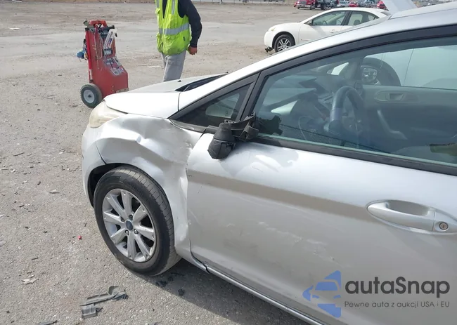 3FADP4EJ8CM216367: 43963516