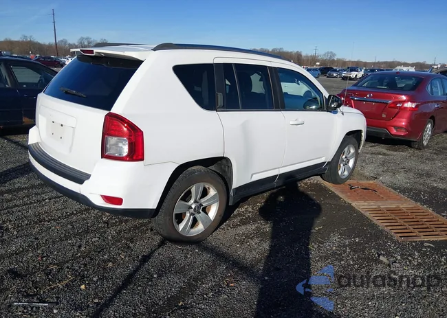 1C4NJDBB4DD225559: 43963523