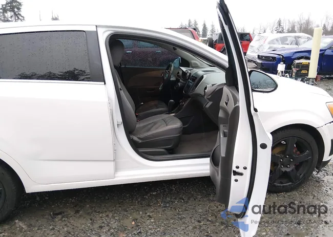 1G1JE6SB1D4105757: 43963530