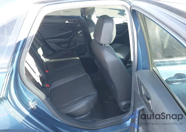 3VWC57BU1KM187012: 43963579