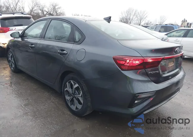 3KPF24AD9LE213618: 43963680