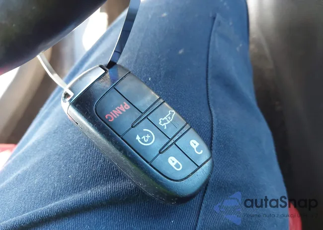 2C3CDXBG6LH104775: 43964769