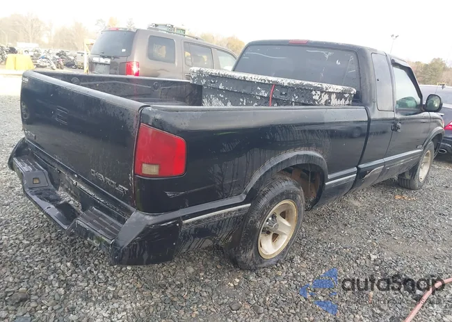 1GCCS19X4V8100561: 43964779