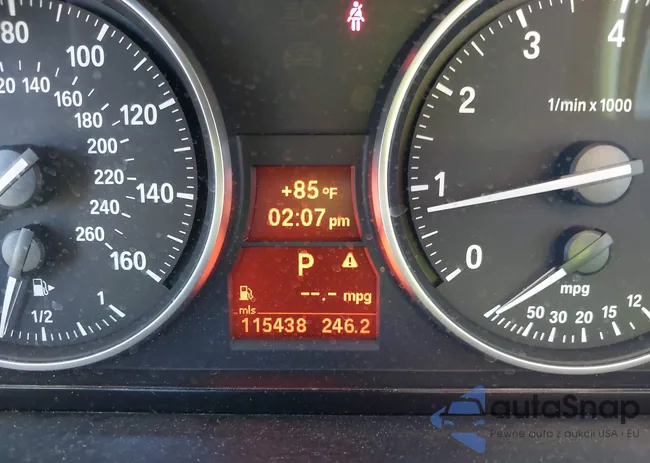 WBAVL1C52FVY25749: 43964811