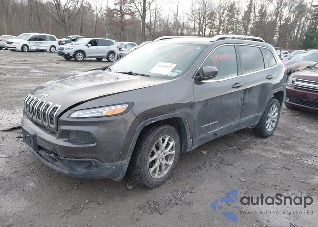 1C4PJMCB8HW668833: 43964813